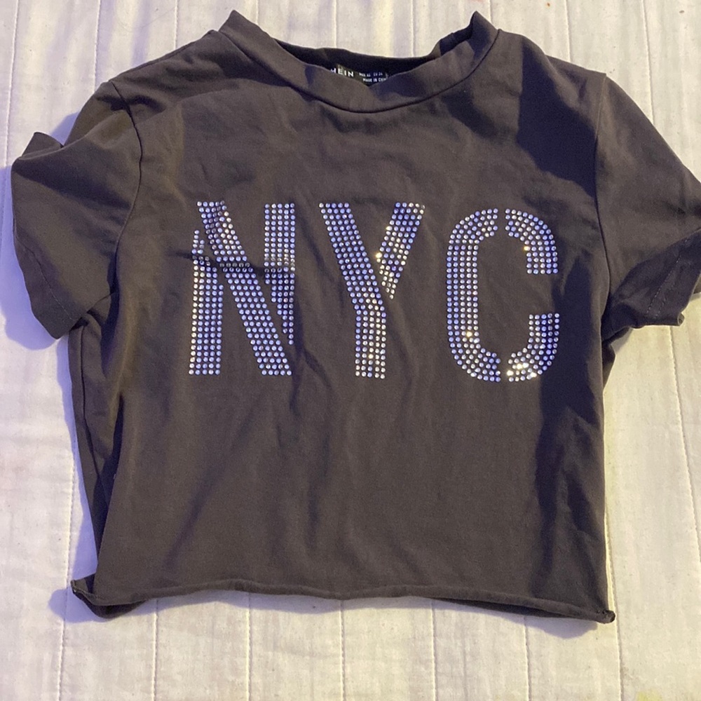 Cute graphic top